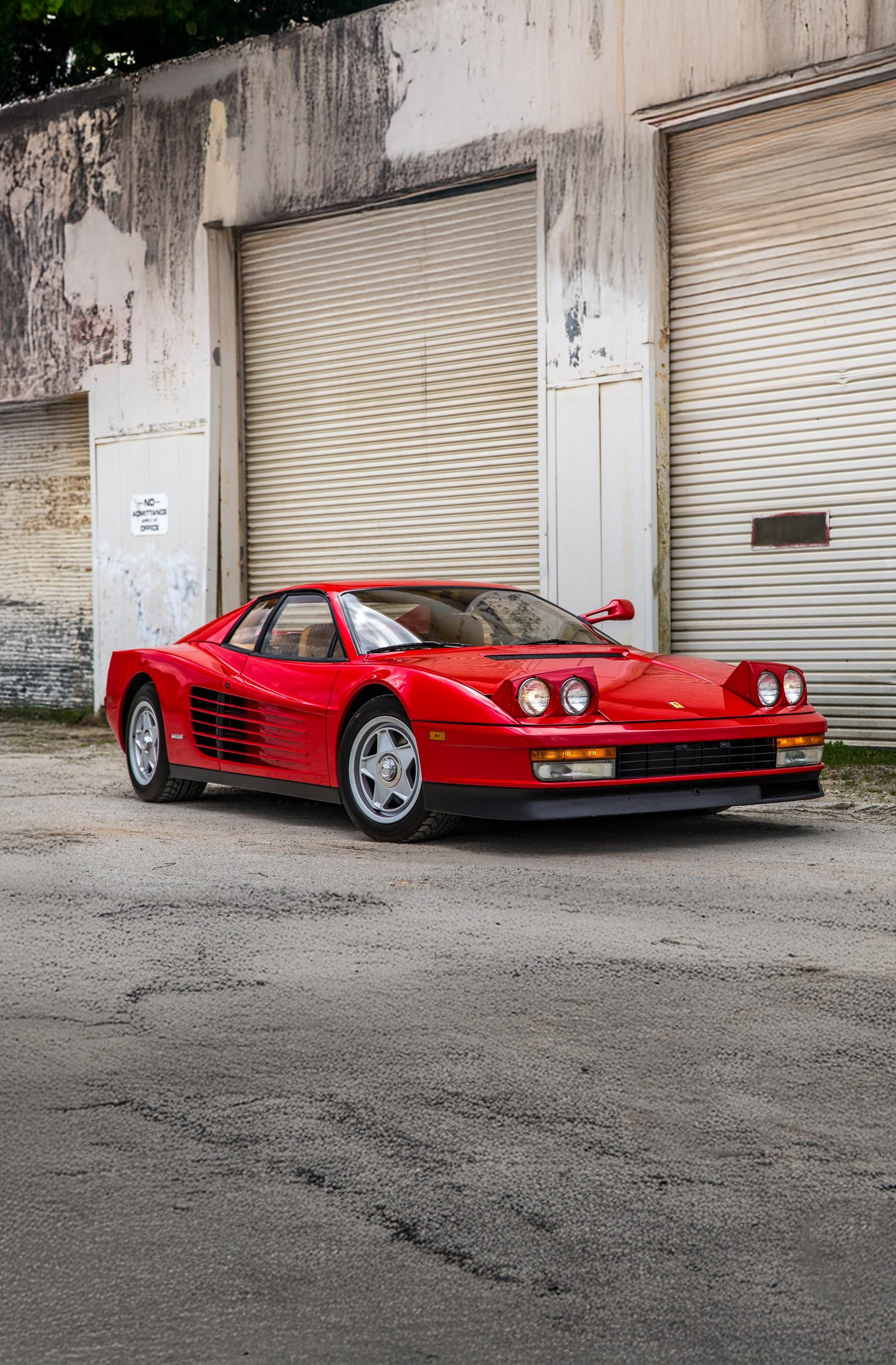 ZFFSA17A6G0065635 1986 Ferrari Testarossa Flying Mirror