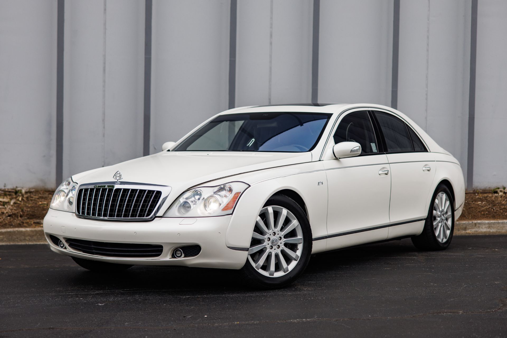 マイバッハ洋書 MYTHOS MAYBACH MAYBACH LAUNDAULET｜マイバッハ ランドレー ギャラリー - Web