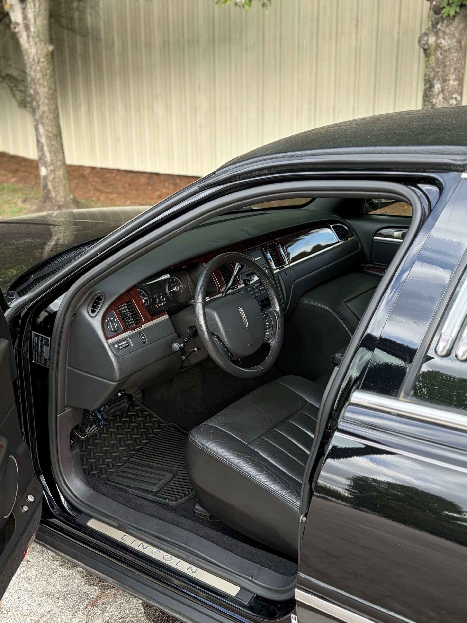 2008 Lincoln Town Car - Photo 16