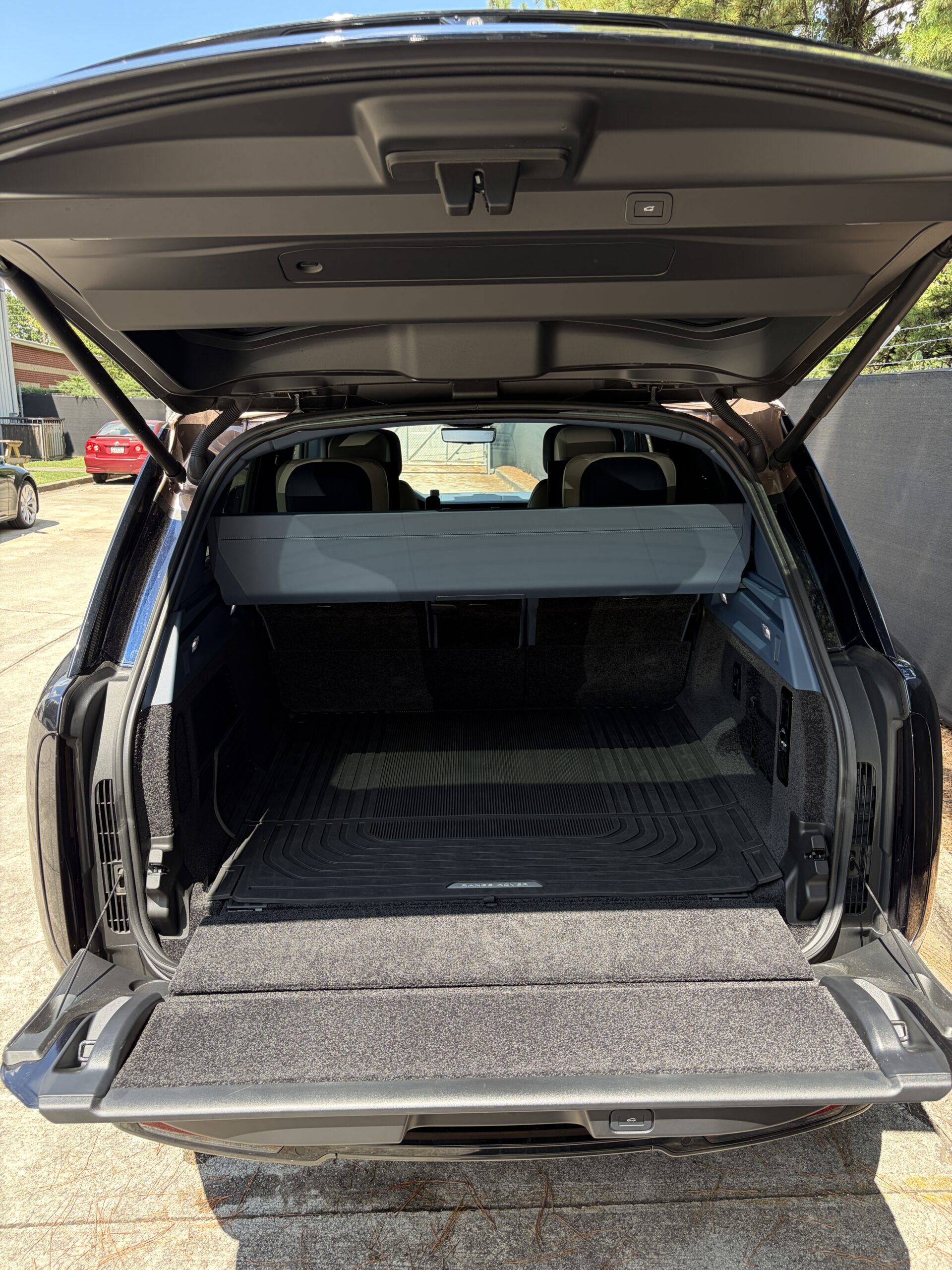 2024 Land Rover Range Rover SV - Photo 12