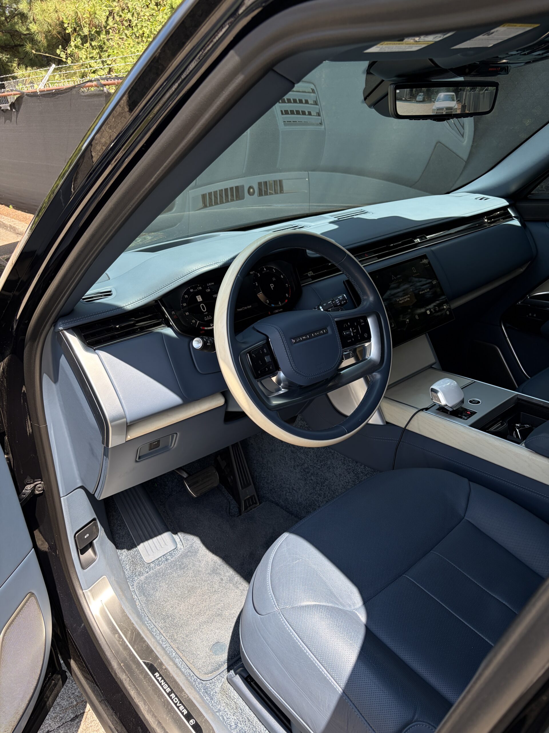 2024 Land Rover Range Rover SV - Photo 14