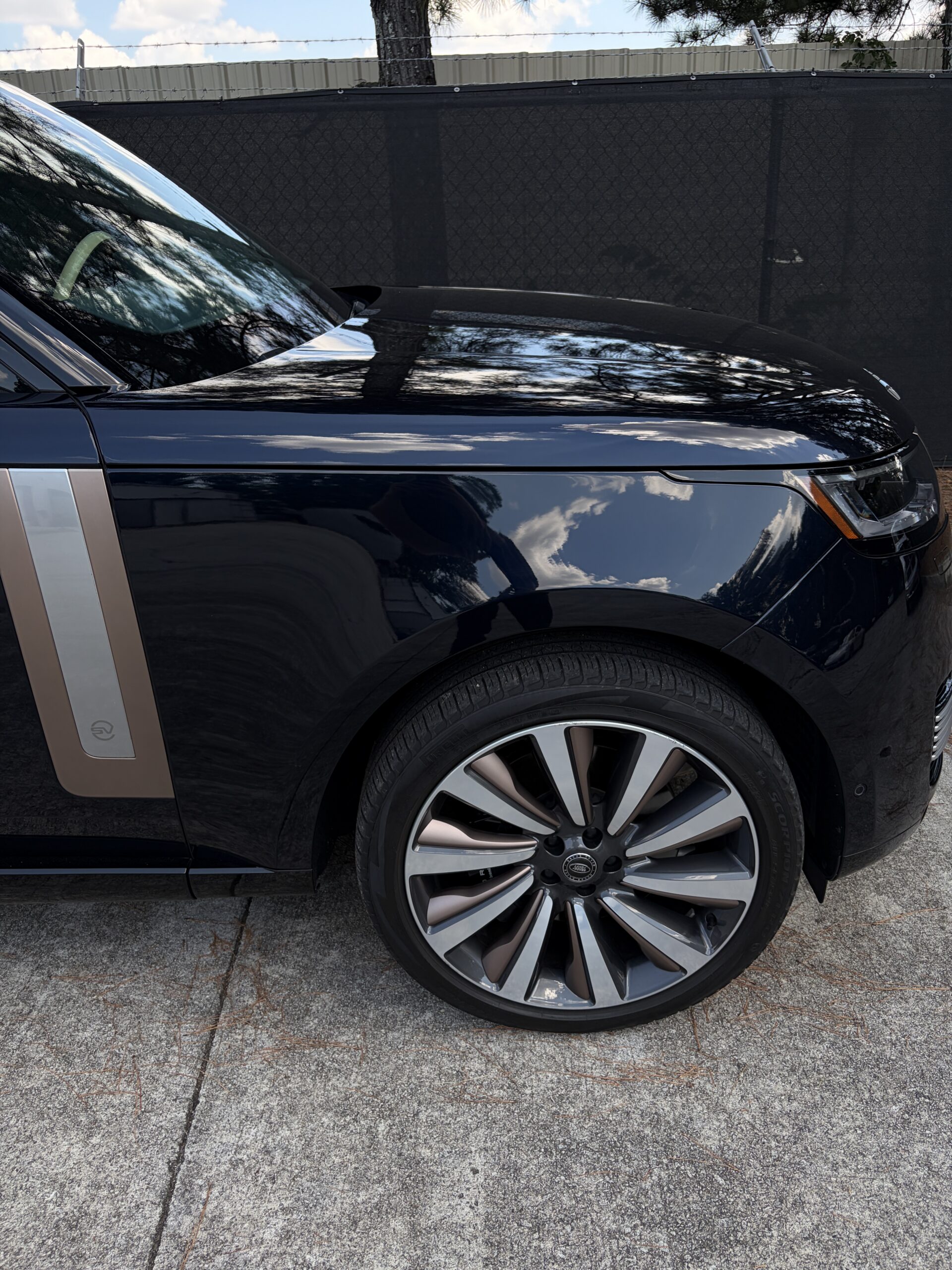 2024 Land Rover Range Rover SV - Photo 11